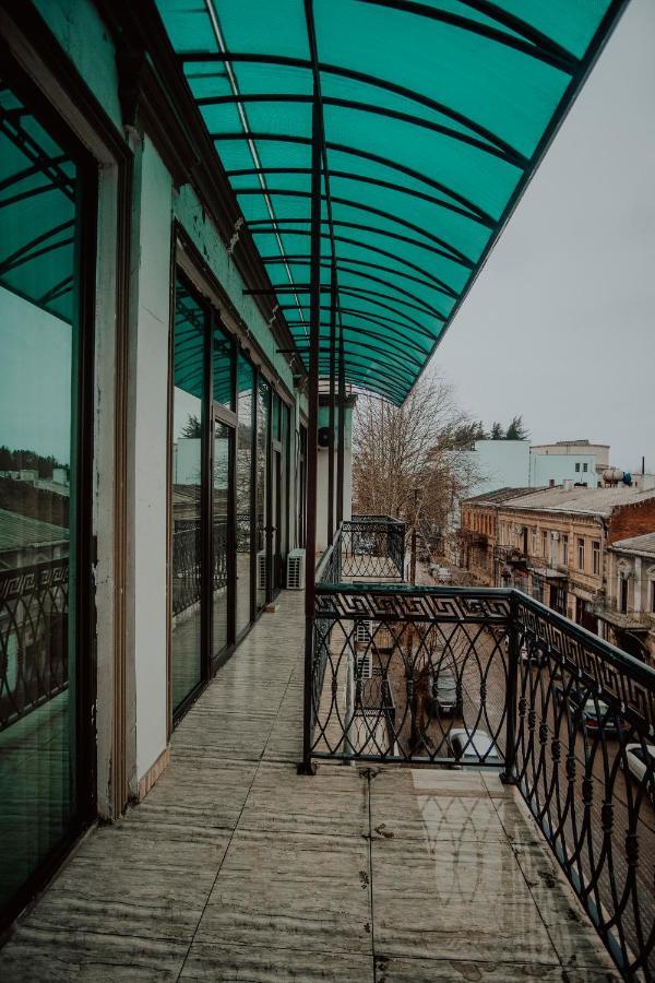 Discovery Hotel Koutaïssi Extérieur photo
